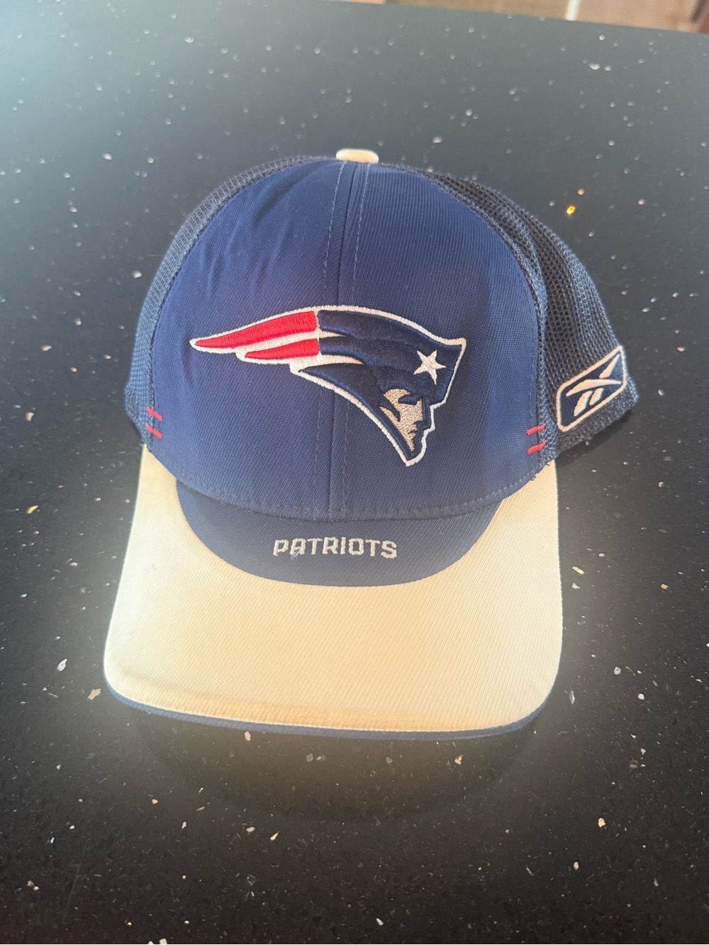 New England Patriots Mesh Back Cap - Navy & White
